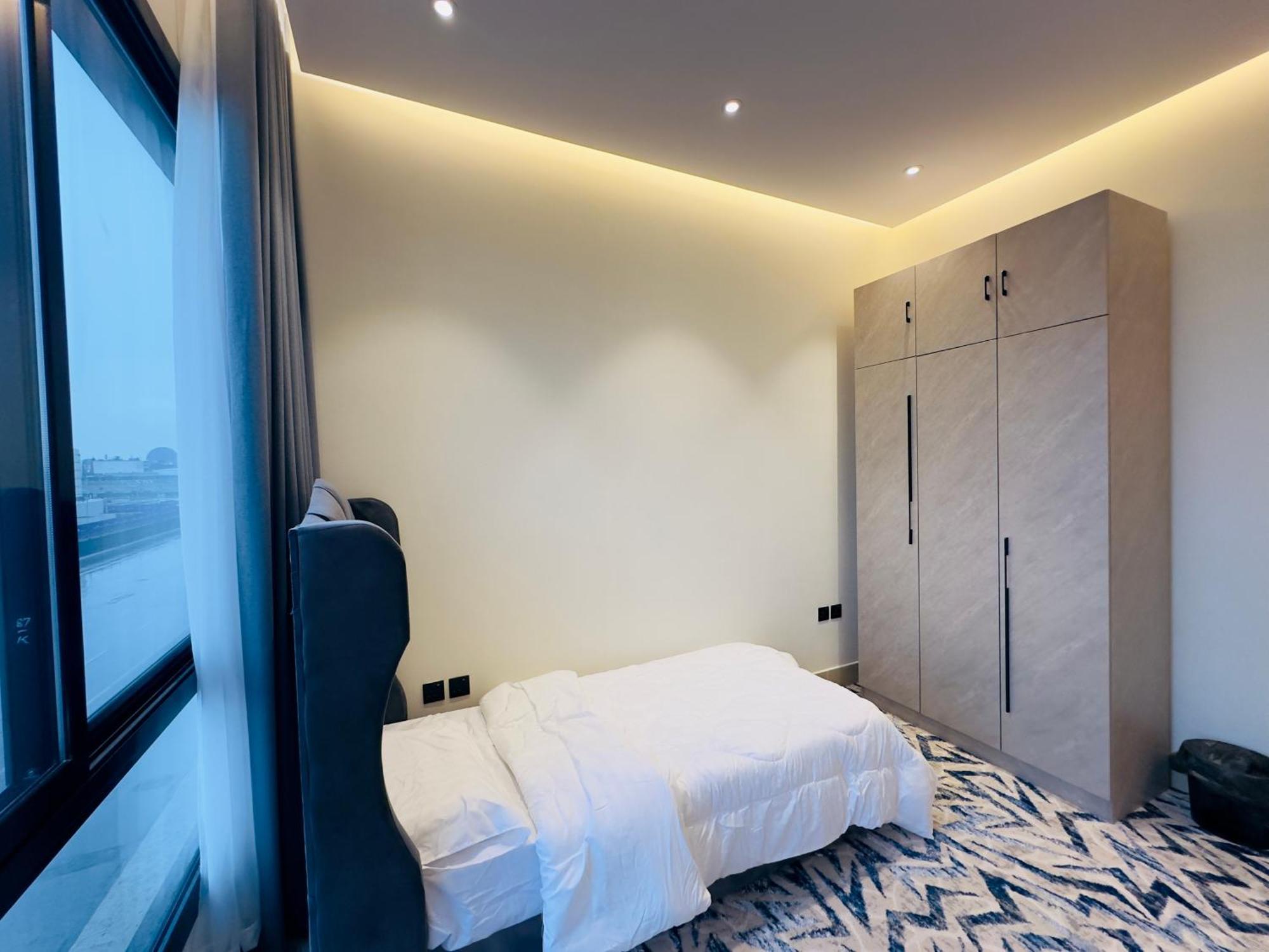 Remaz Rose Boulevard Apartment