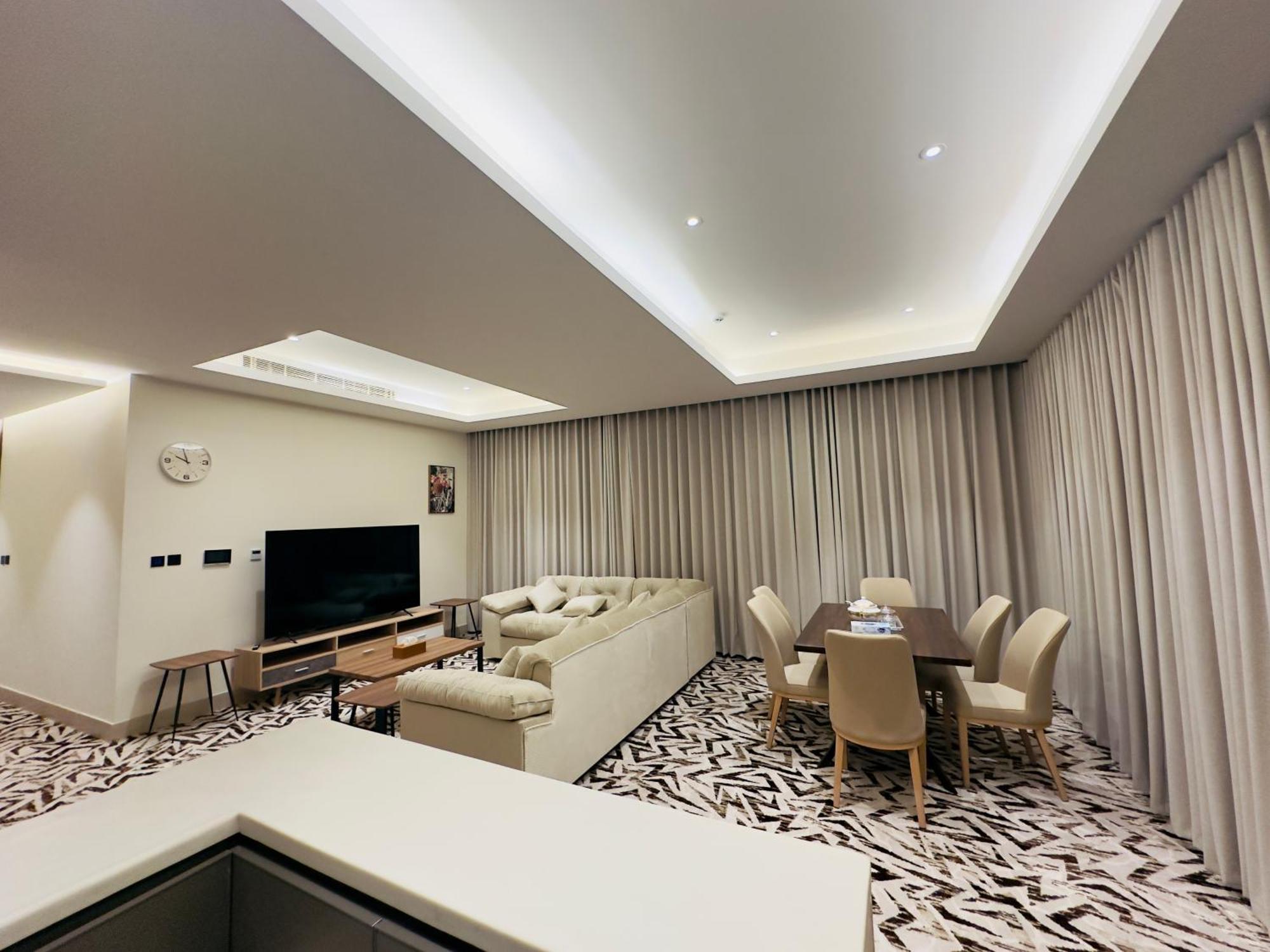 Remaz Rose Boulevard Apartment