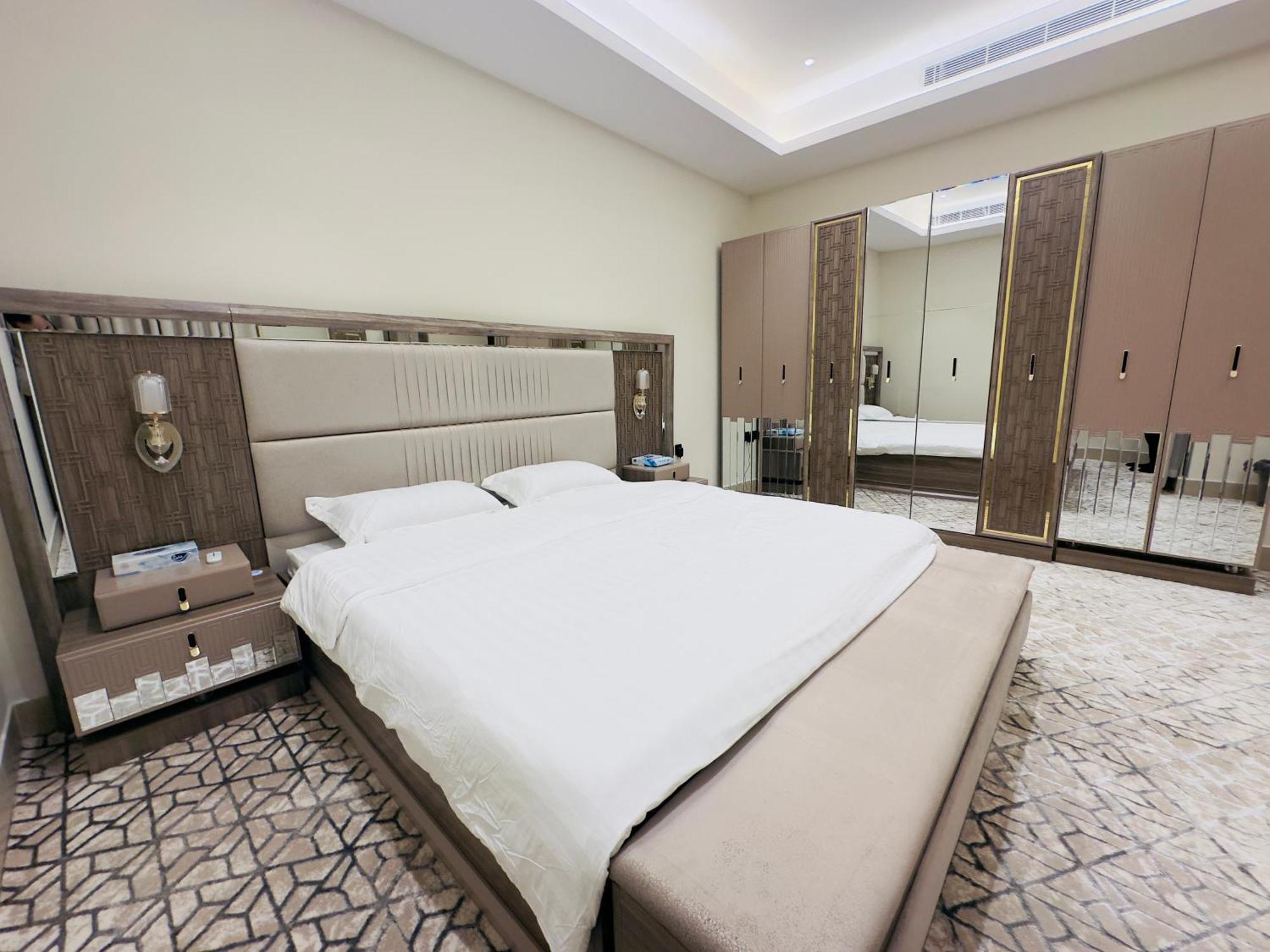 Remaz Rose Boulevard Apartment *
